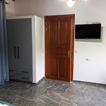 Artemis Bungalows Stafylos Bagian luar foto