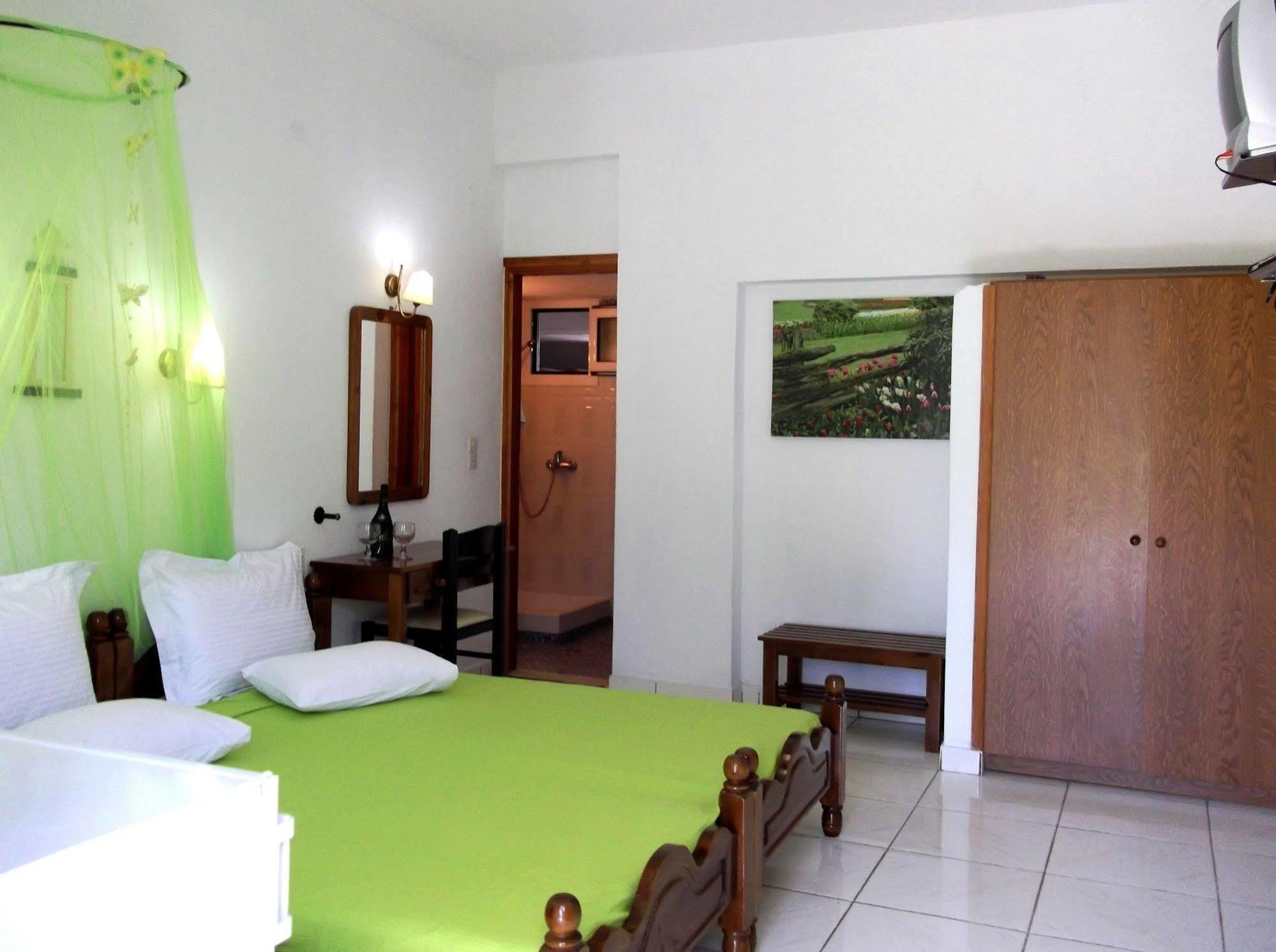Artemis Bungalows Stafylos Bagian luar foto