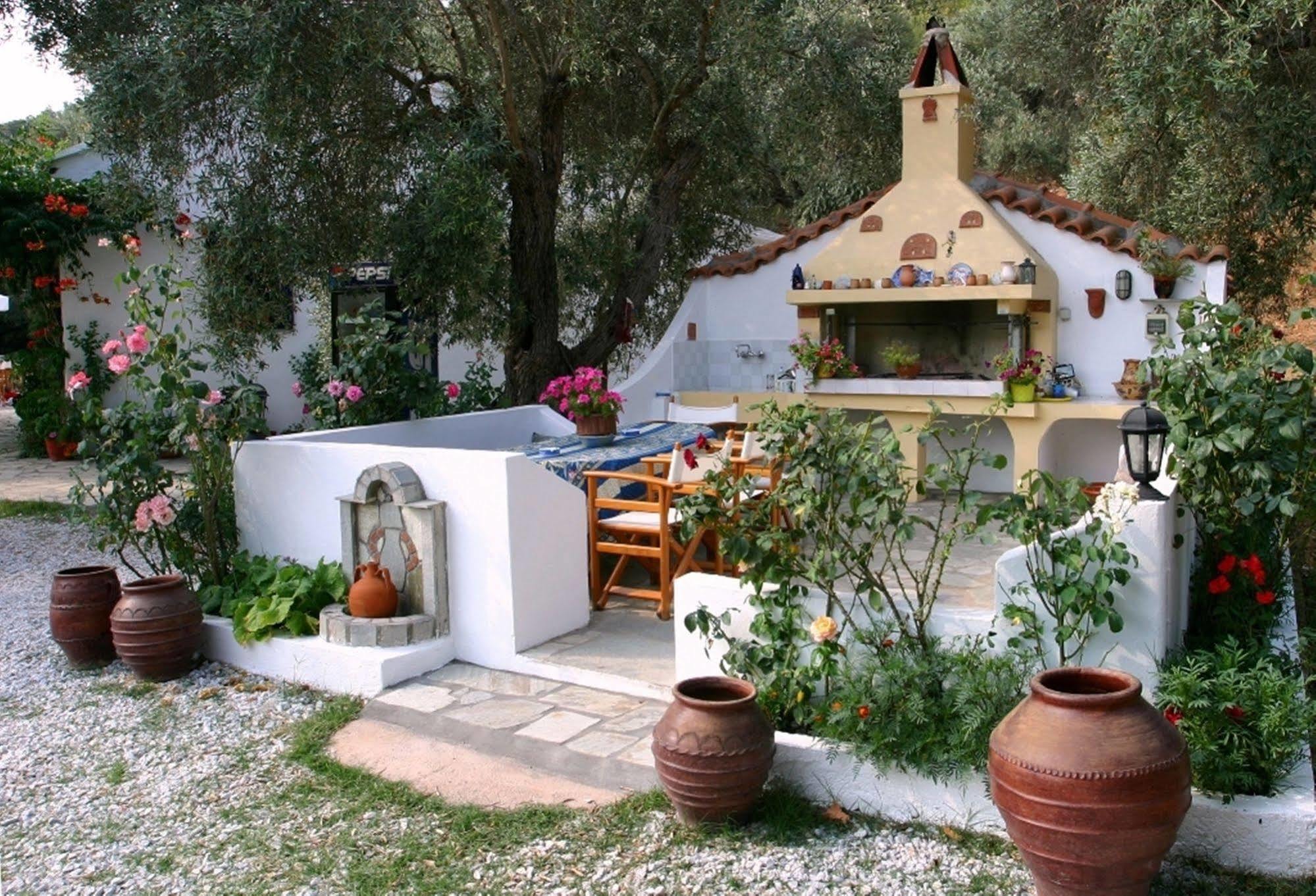 Artemis Bungalows Stafylos Bagian luar foto
